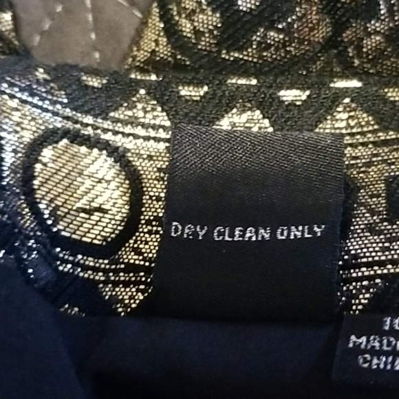 Black and Gold metallic thread skirt - Picture 5 of 6